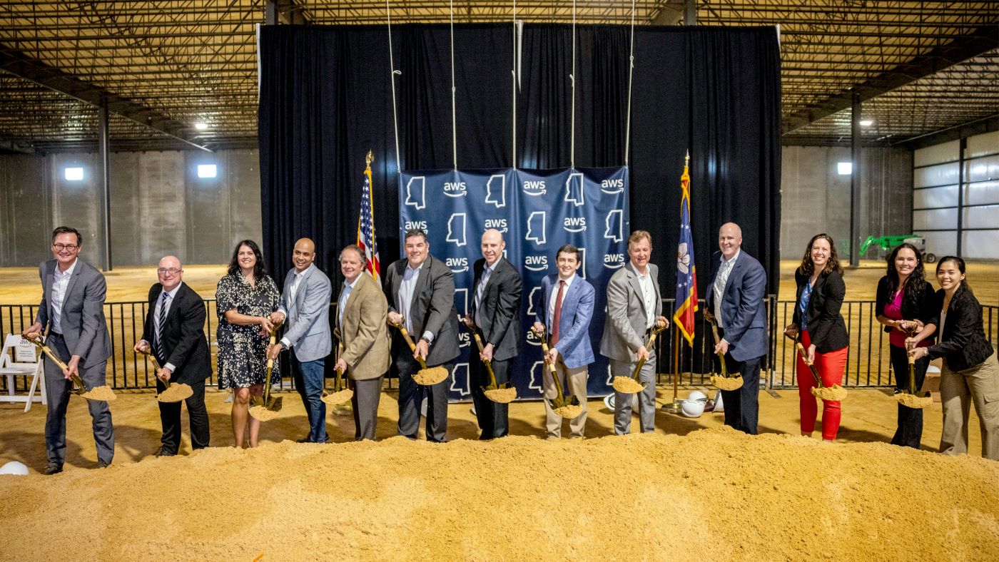 Entergy representatives and local officials at the AWS groundbreaking event in Mississippi earlier this year.